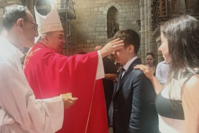 Viseu: D. António Luciano administrou o sacramento do Crisma a 53 jovens