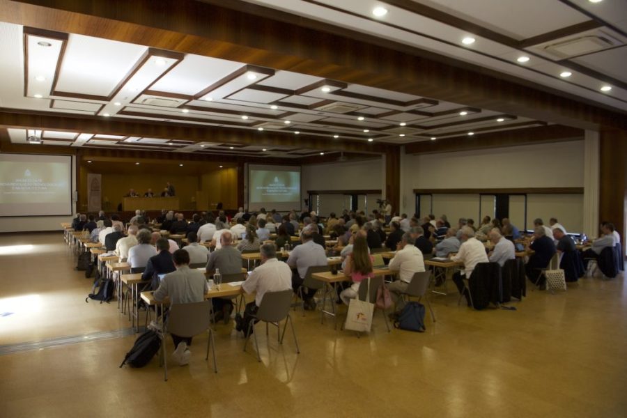 Igreja/Portugal: Presidente da CEP sublinha prioridade do anúncio da fé perante revolução tecnológica