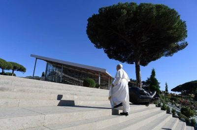 Vaticano: Papa reuniu-se com participantes da primeira edição dos «Diálogos Borgo Laudato Si’», em Castel Gandolfo