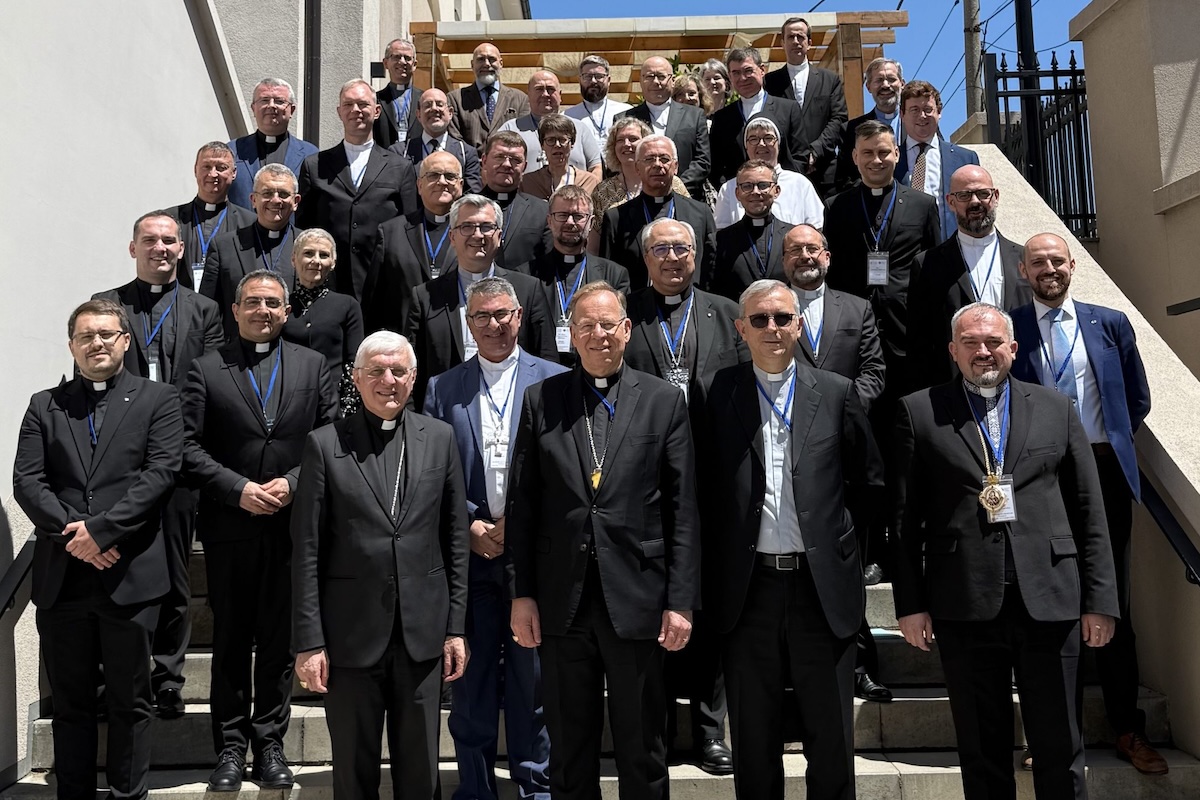 Europa: Continente vive uma época de «apocalipse cultural»