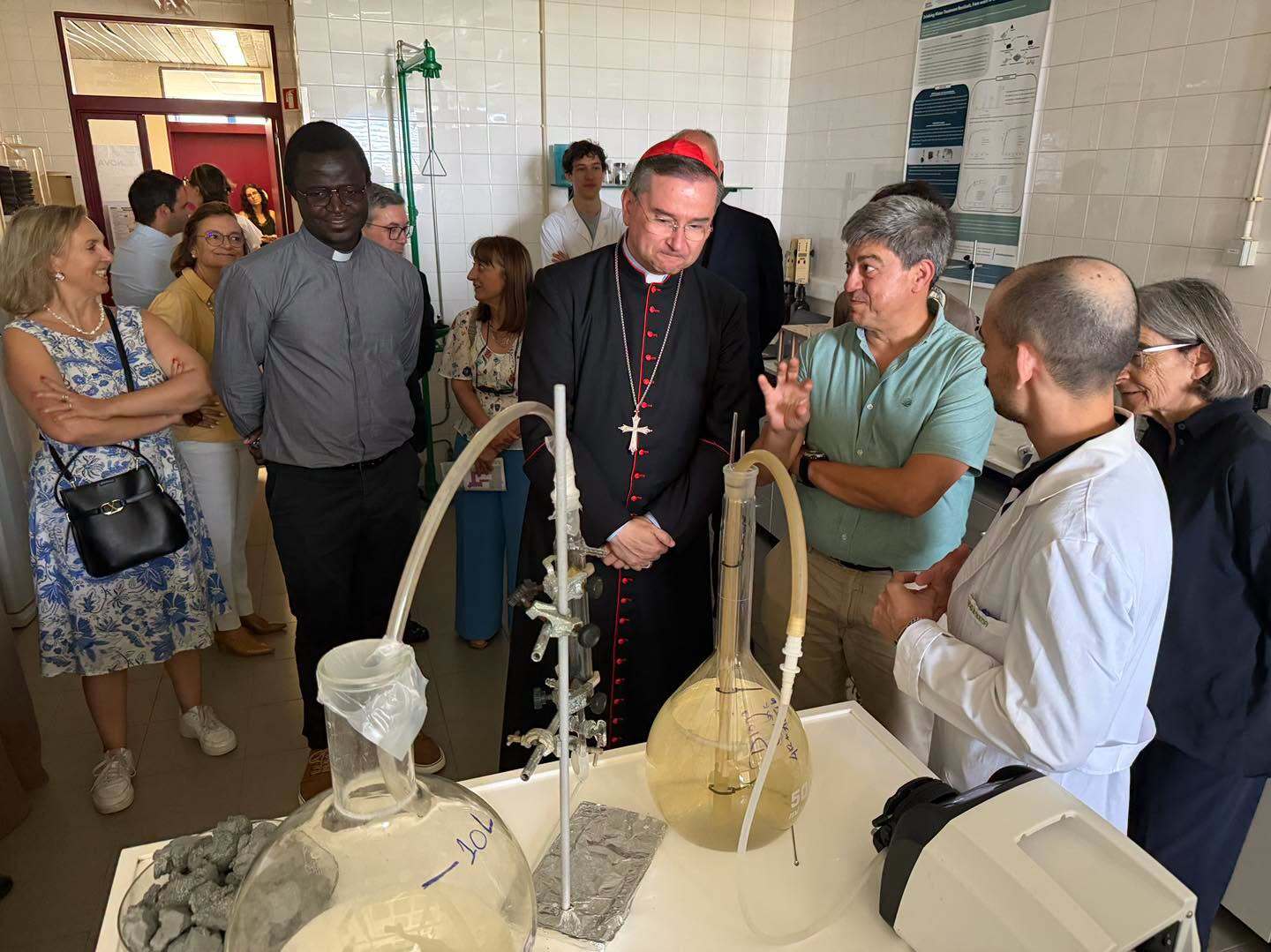 Educação: «Curiosidade é a centelha para a Ciência», diz D. Américo Aguiar em visita pastoral a faculdade da Universidade NOVA de Lisboa