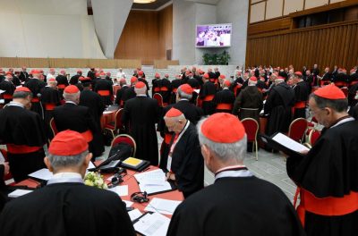 Vaticano: Cardeais rejeitam «guerra justa» e apontam o dedo à violência em Gaza