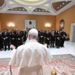 Igreja/Abusos: Papa defende espaços seguros para as populações mais vulneráveis