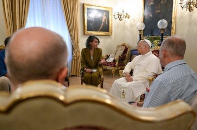 Vaticano: Papa encontrou-se com vítimas de abusos e recebeu propostas de ação