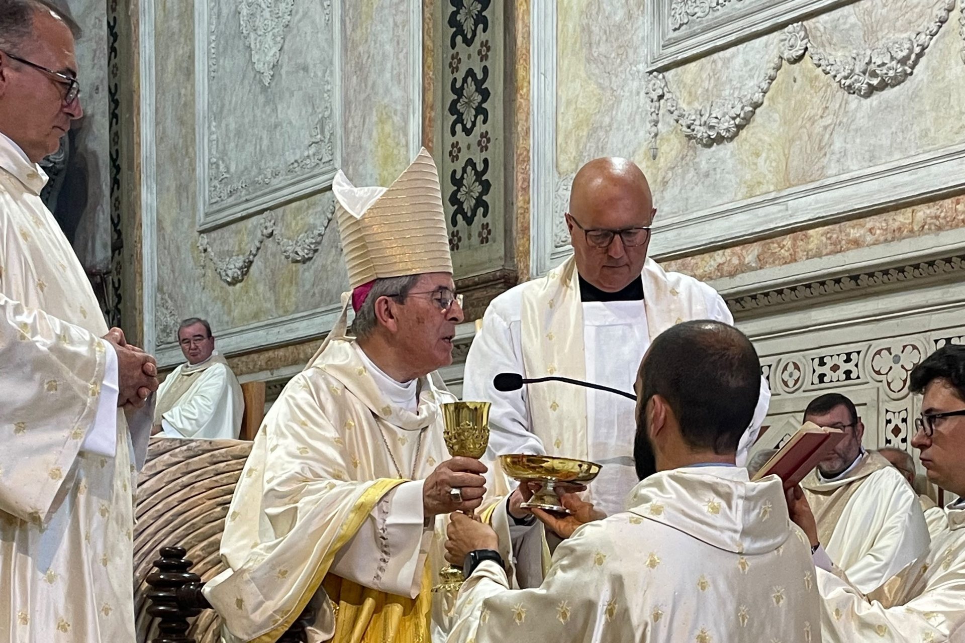 Santarém: Bispo rejeita sacerdócio como «promoção» e alerta para intolerância na Igreja