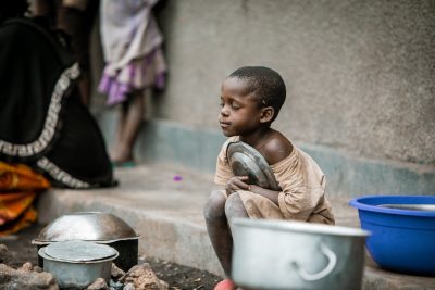 Vaticano: Jornal alerta para abandono de milhões de deslocados na RD Congo