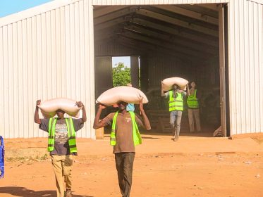 Igreja/Solidariedade: Cáritas exige financiamento europeu para travar crise humanitária no Burquina Faso