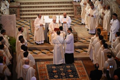 Santarém: Bispo rejeita sacerdócio como «promoção» e alerta para intolerância na Igreja