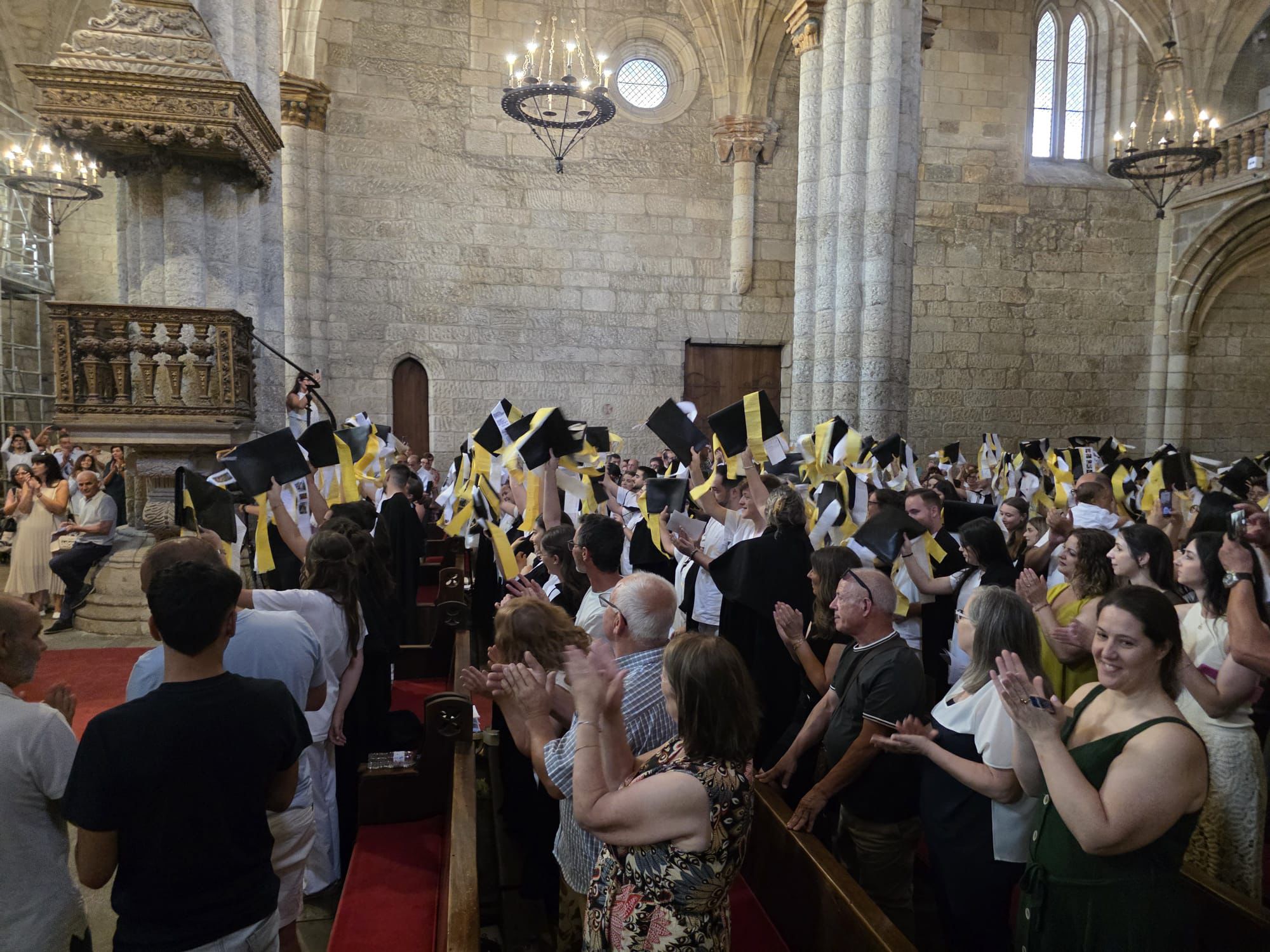 Viseu: Bispo pede a futuros enfermeiros que sigam exemplo de Jesus, «cuidando uns dos outros, dos doentes, dos pobres e dos vulneráveis»