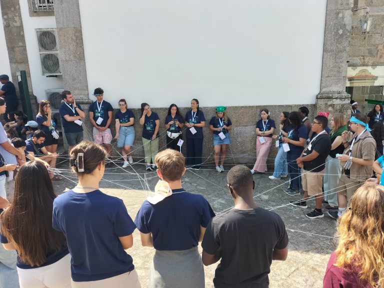 Lamego/Rejoice: Jovens partilharam diferentes realidades, e dons, na Catequeses «Rise Up»