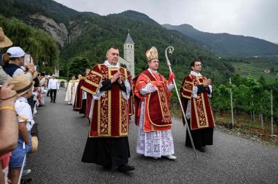 Igreja: Vaticano sublinha «história dolorosa» na relação com Fraternidade Sacerdotal São Pio X, perante novo cisma