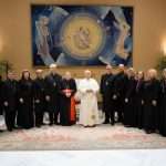 Vaticano: Papa defende «esforço conjunto para procurar caminhos concretos de reconciliação e de fraternidade»