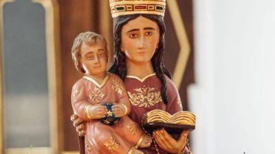 Património: Livro reconstrói quatro séculos e meio de devoção na Serra do Arestal