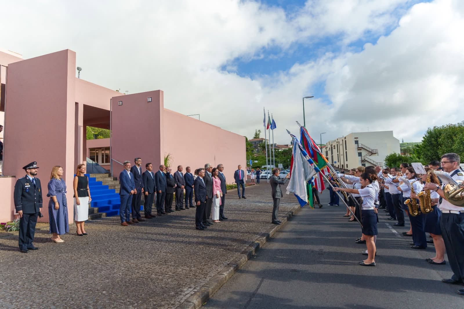 Açores: Bispo de Angra rejeita «isolamento» e apela à solidariedade entre ilhas