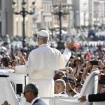 Vaticano: Papa denuncia mercantilização do corpo e alerta para «falsificações» da dignidade humana