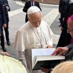 Vaticano: Patriarca sublinha centralidade do amor, em Missa na Basílica de São Pedro