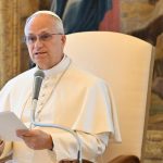 Vaticano: Papa apela a educação baseada na dignidade humana e no bem comum
