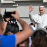 Vaticano: Papa denuncia mercantilização do corpo e alerta para «falsificações» da dignidade humana