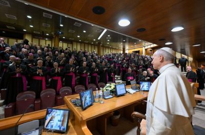Vaticano: Papa reforça alertas sobre desenvolvimento da IA e pede bispos de «coração aberto a todos»