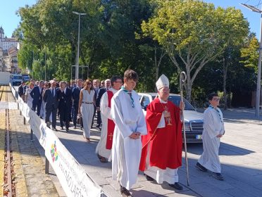 Viseu: «Cada um de nós é uma pedra importante neste Município» - D. António Luciano