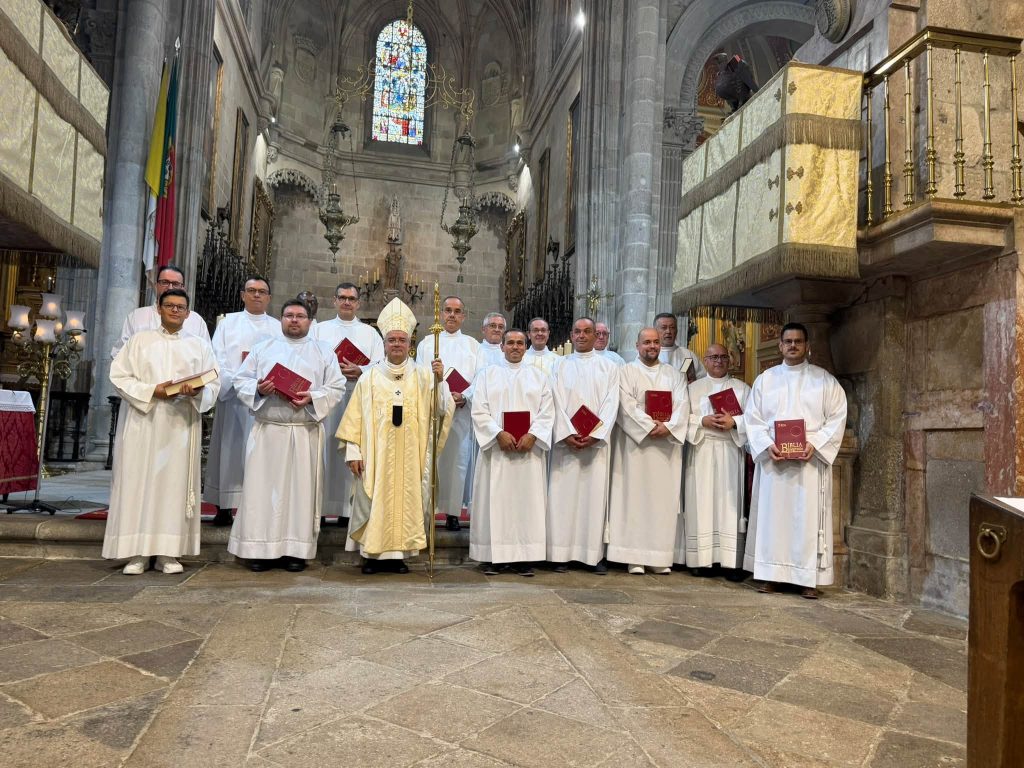 Braga: Arcebispo presidiu à instituição de 14 leitores, «servos da Palavra e da comunidade»