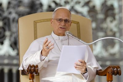 Vaticano: Papa cancela ida a Assis, a conselho médico, para facilitar recuperação pós-cirurgia