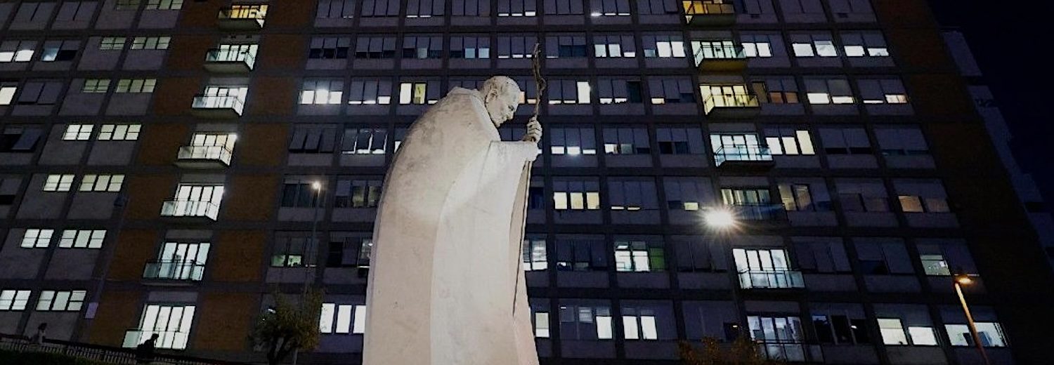 Roma: Médicos informam que Papa tem cancro de pulmão
