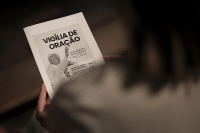 Leão XIV: «Reunimo-nos para orar por ele, mas sentimos que estamos a orar também com ele», afirmou D. Rui Valério