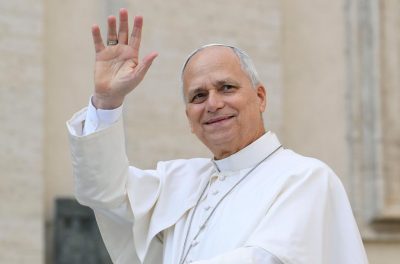 Vaticano: Papa alerta para «estilo de vida centrado no consumo de bens materiais», condenando «lógica do lucro a todo o custo»