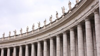 Vaticano: Papa reforça presença de mulheres e leigos na Comissão Teológica Internacional